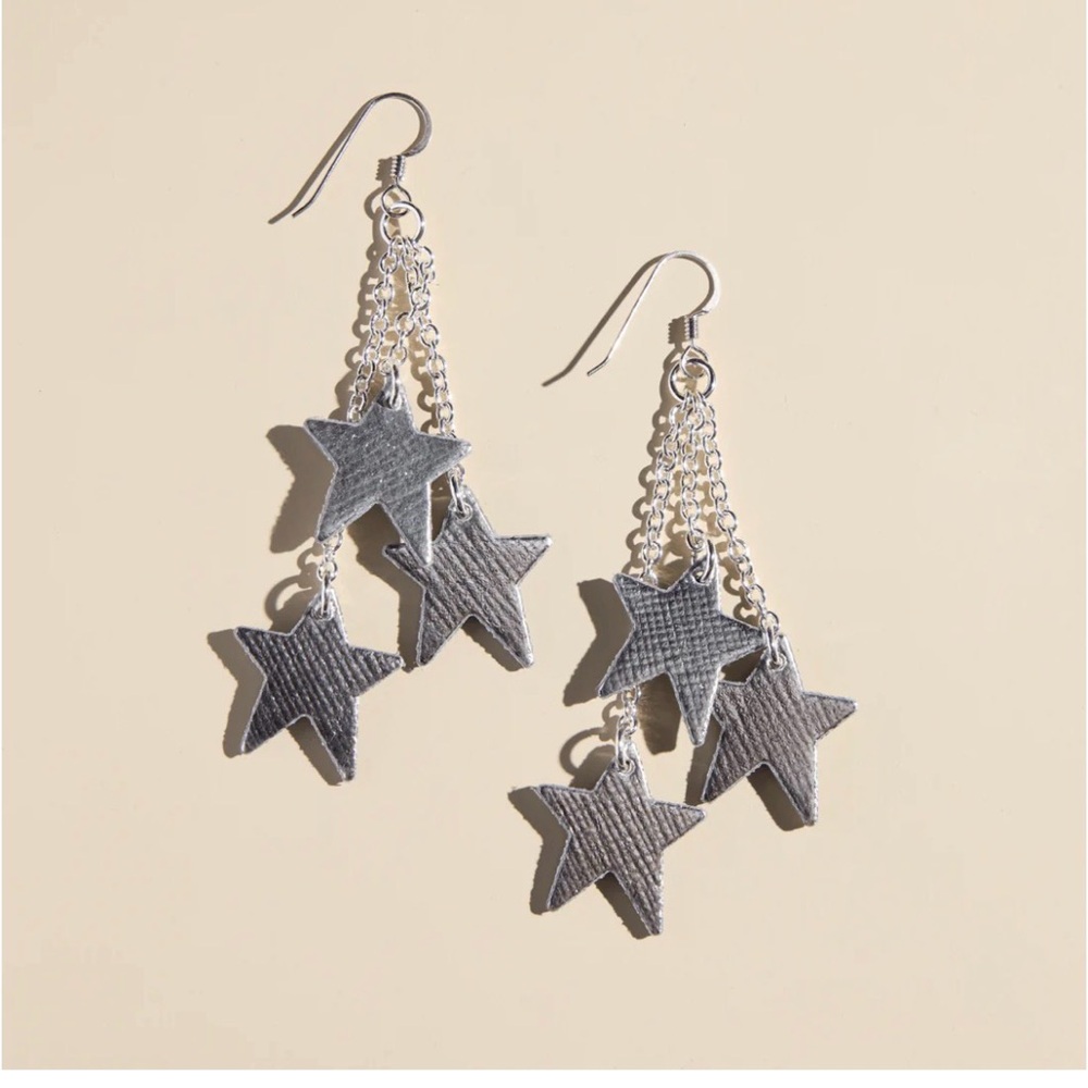 Nickel & Suede silver Juno earrings